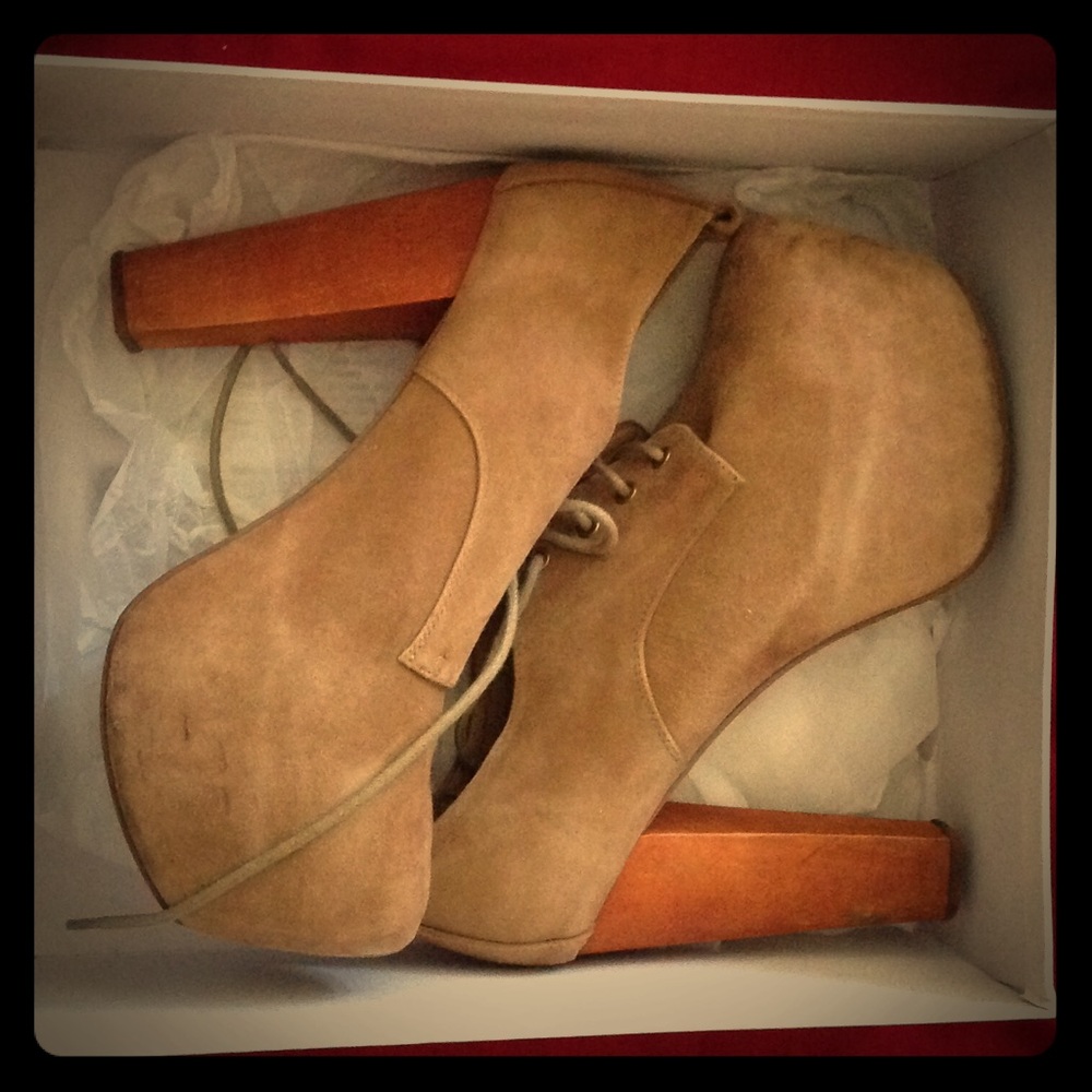 Jeffrey Campbell's Fairlane Platform